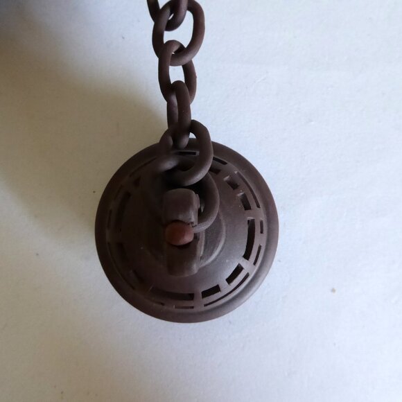 VINTAGE NEW TRADITIONAL CHINESE YIXING ZISHA LID & CHAIN HANDMADE CLAY TEAPOT - Picture 6 of 16